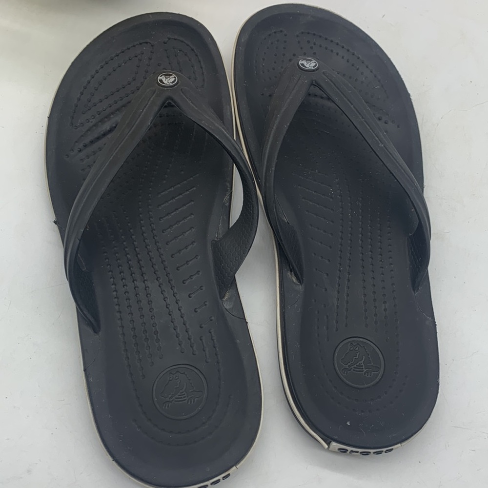 Crocs Black flip flops with white accent Size W9 M7. CR3666C - Picture 3 of 7